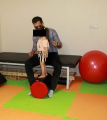 کاردرمانی جسمی در خیابان امام خمینی